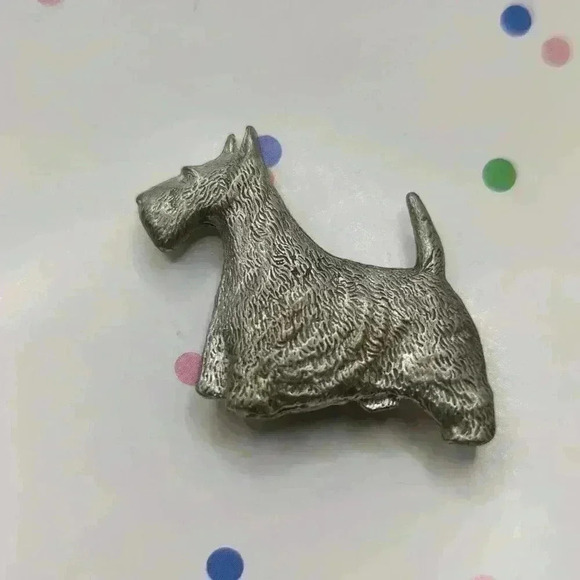 Scottish Terrier Dog Pet Brooch Pin Gunmetal Grey Silvertone EUC Celtic Pin - Picture 5 of 5
